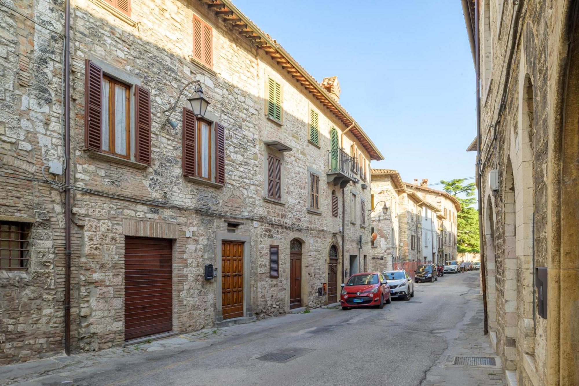 Apartmán Via Mazzini 23A Gubbio Exteriér fotografie
