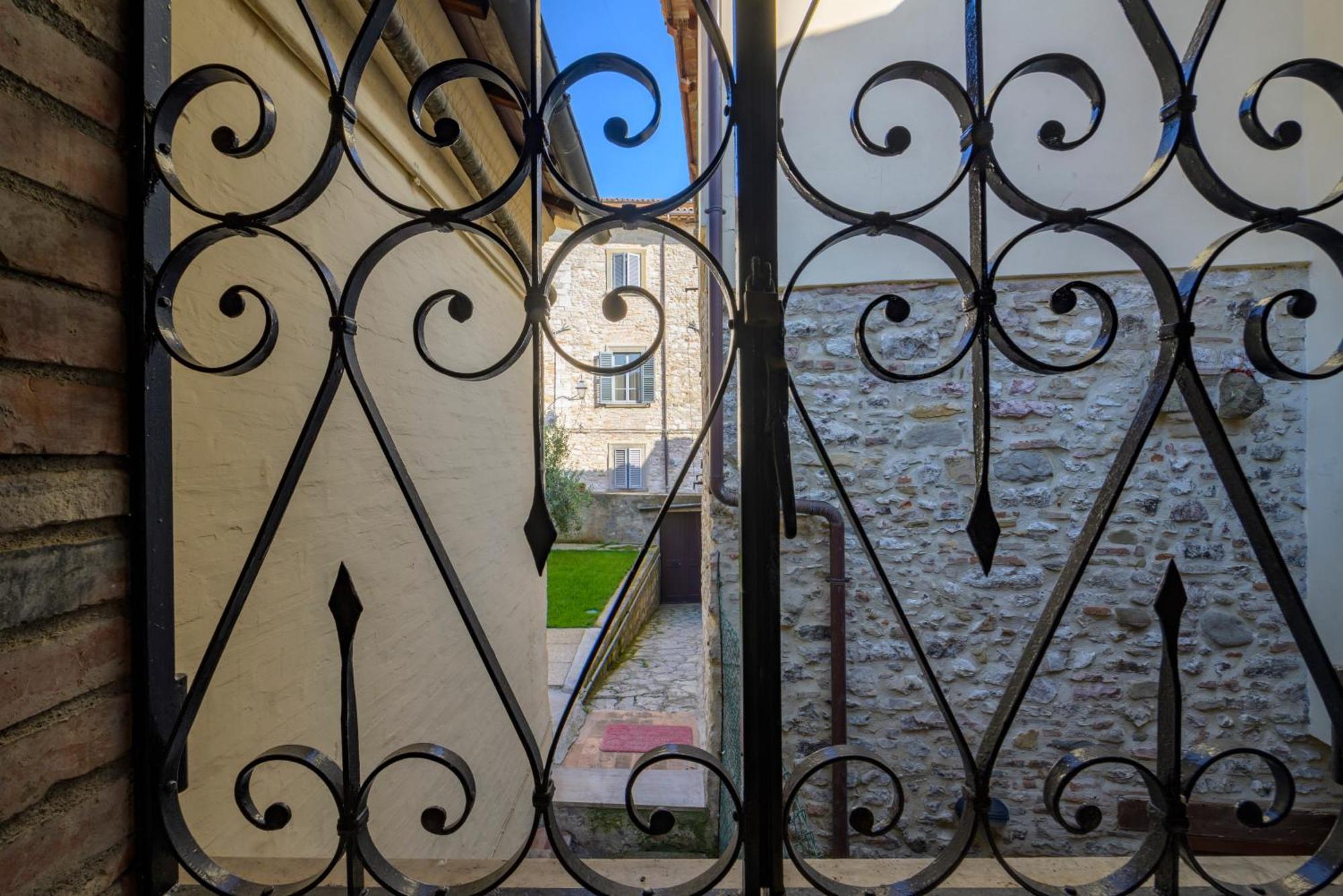 Apartmán Via Mazzini 23A Gubbio Exteriér fotografie